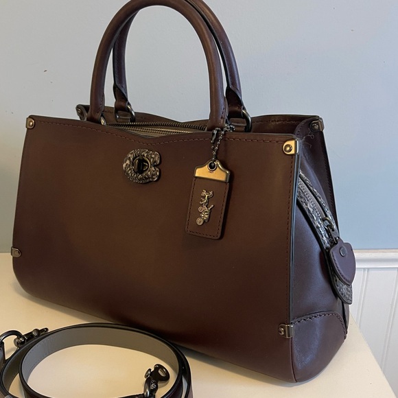 Authentic coach handbag - Picture 2 of 8